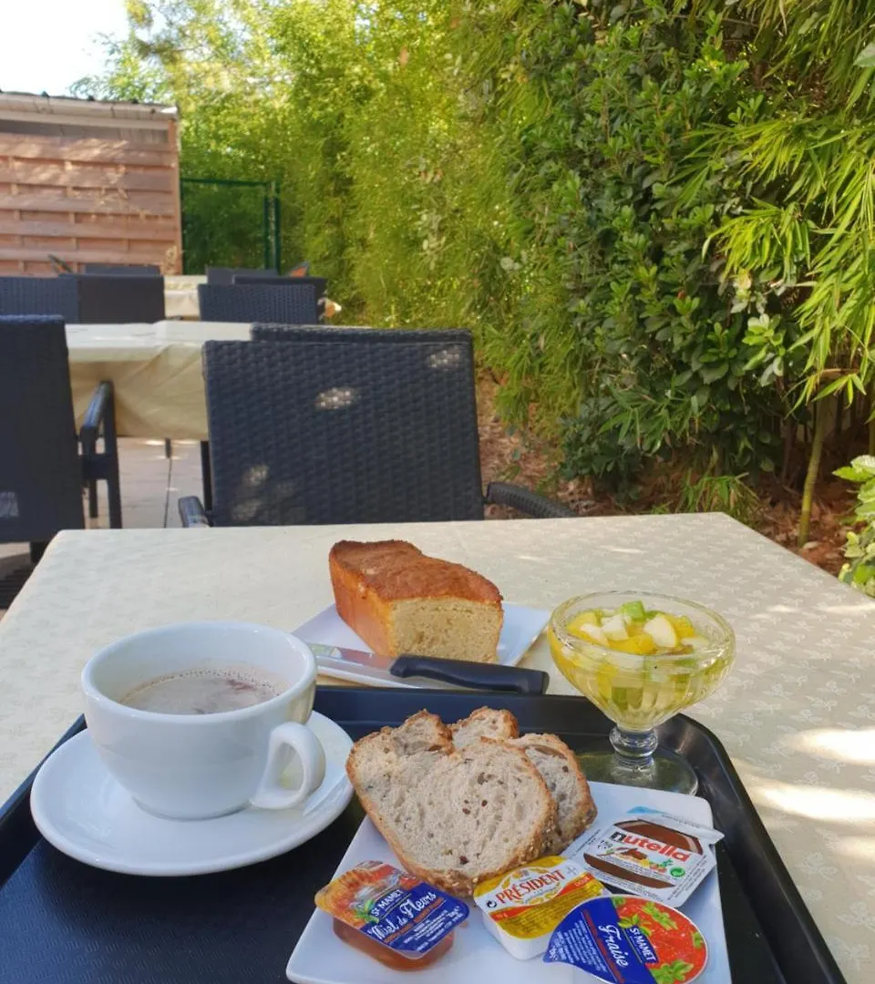 Brit Hotel Du Moulin De La Pioline - La Table A Fromages Aix-en-Provence Francia